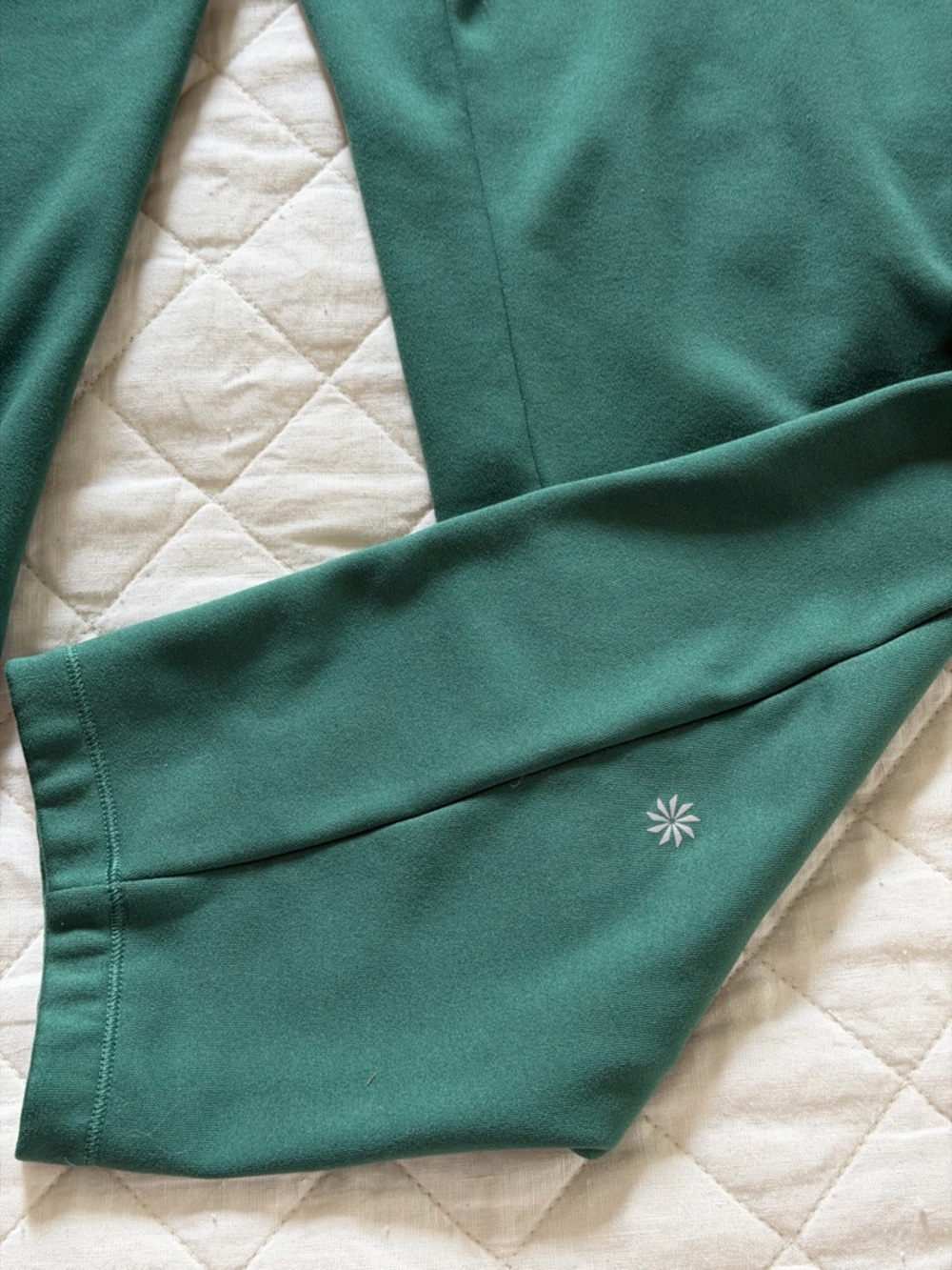 Athleta Trillium green Unstoppable Elastic Waist Joggers EUC - Picture 5 of 7